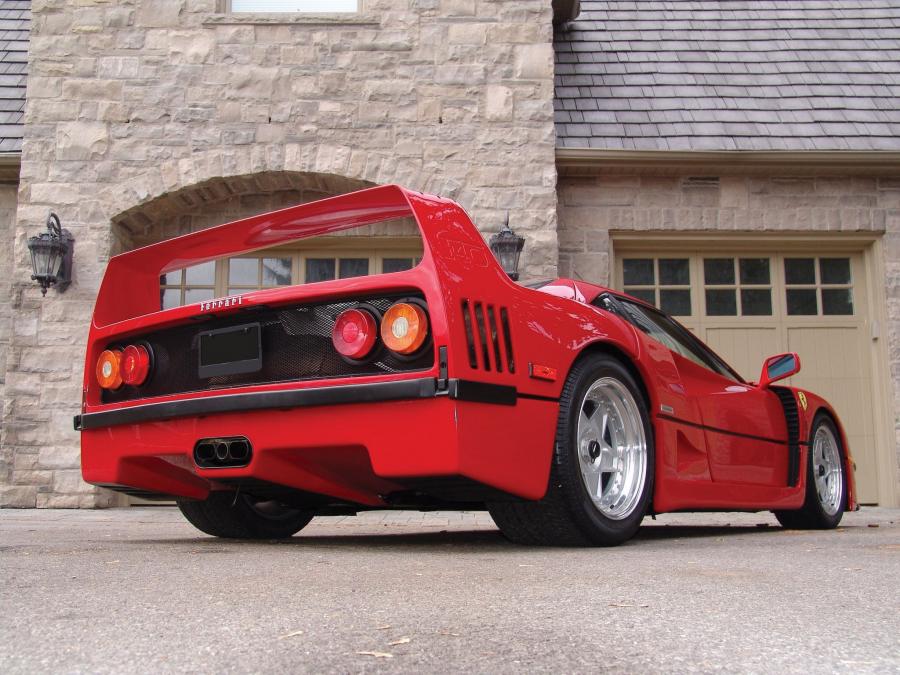  Ferrari F40 1992 года  (фото 4 из 4)